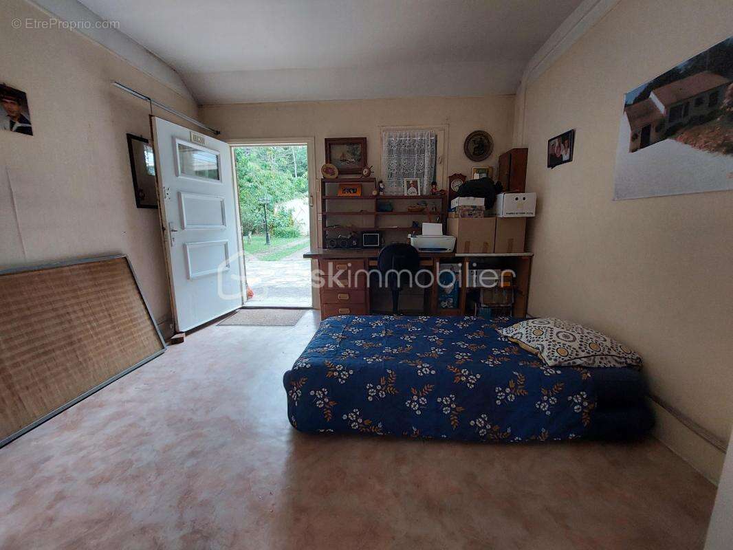 Maison à BAZOCHES-SUR-LE-BETZ