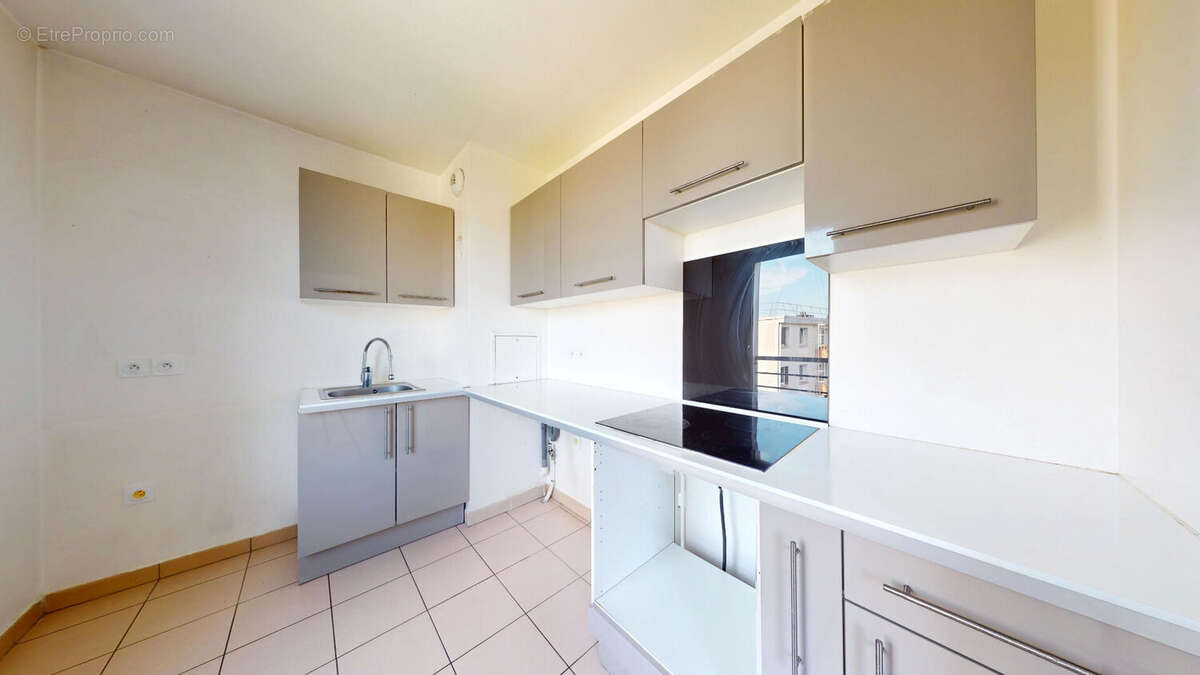 Appartement à LE BLANC-MESNIL