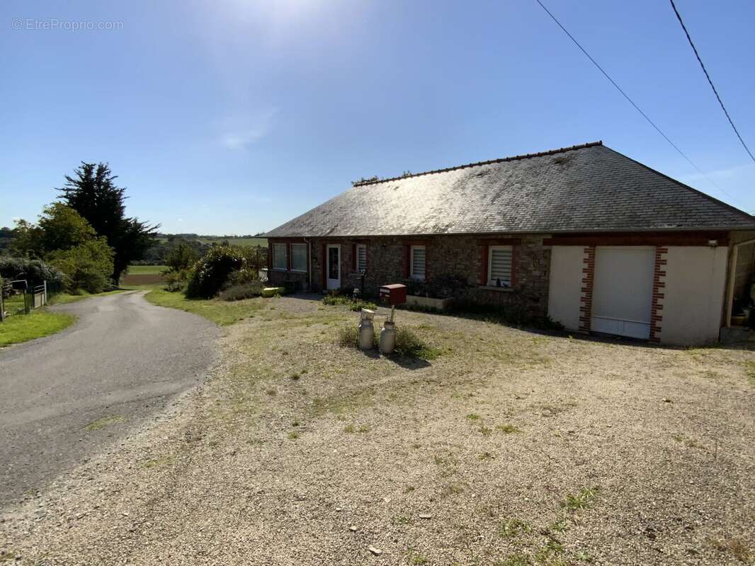 Maison à BAIN-DE-BRETAGNE