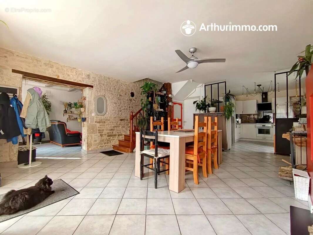 Maison à LA VILLEDIEU