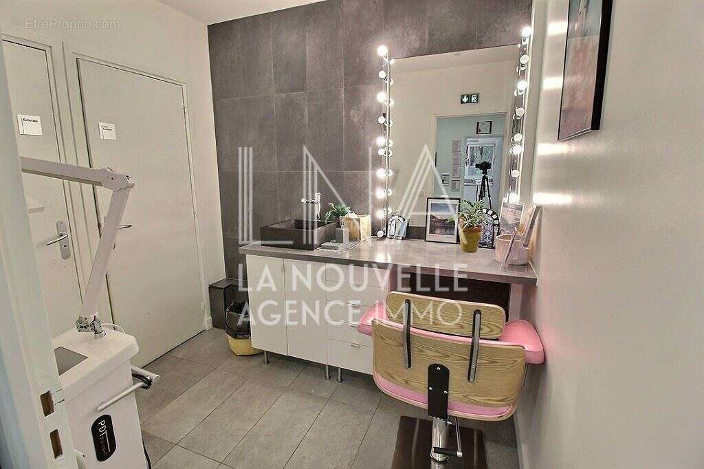 Commerce à LES LILAS