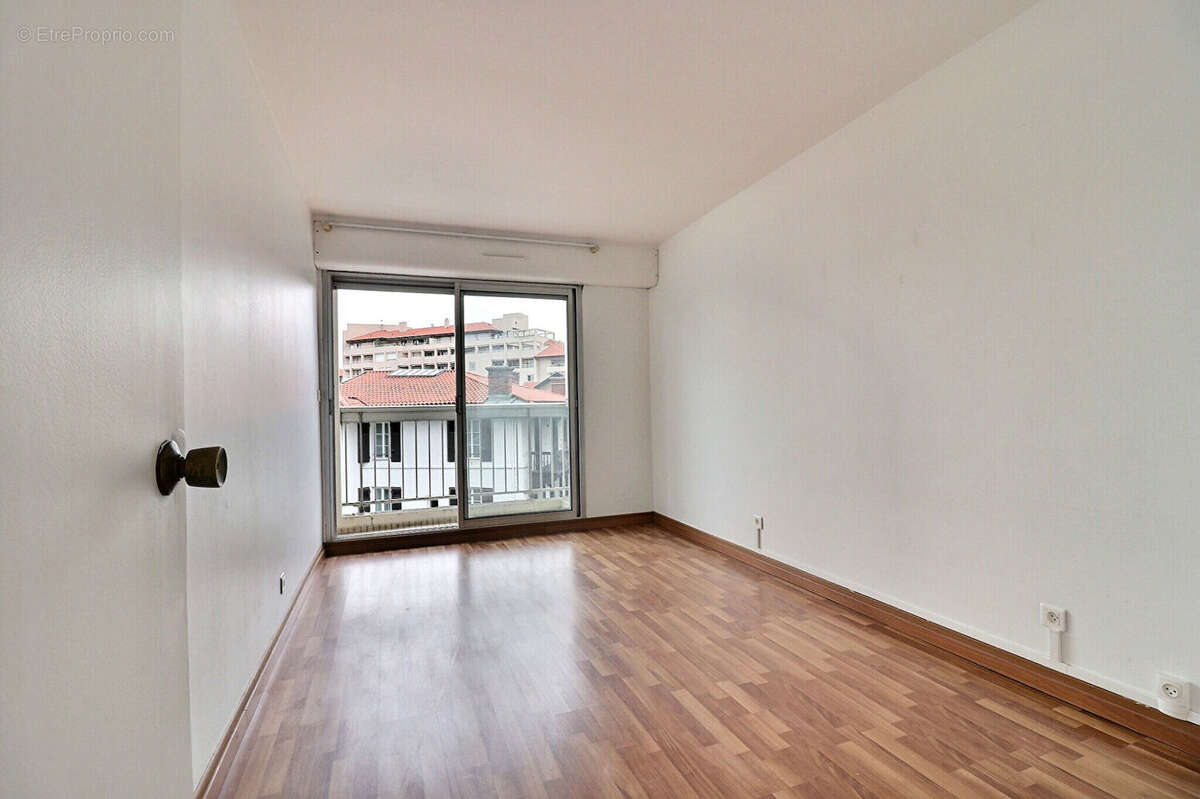 Appartement avec parking Biarritz 2 pièce(s) 55 m2 - photo 10