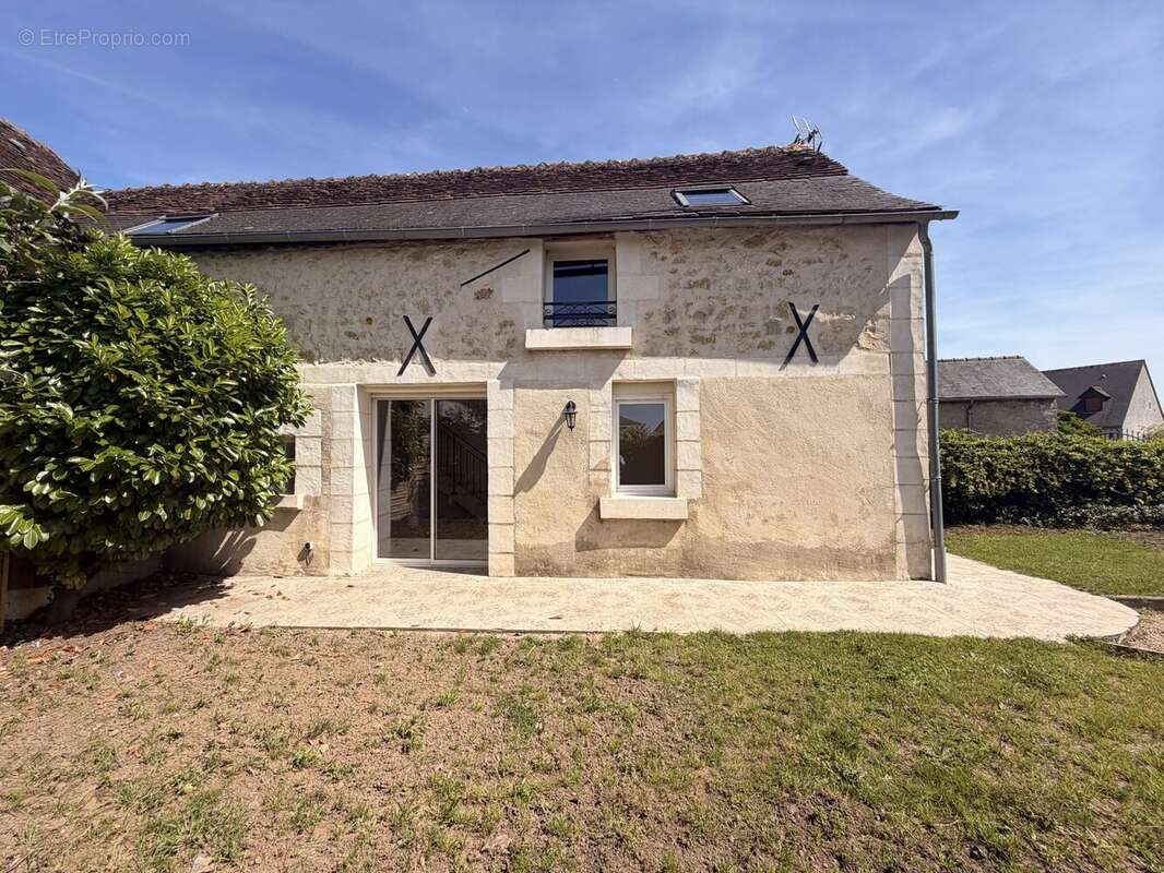 Maison à LA VILLE-AUX-DAMES