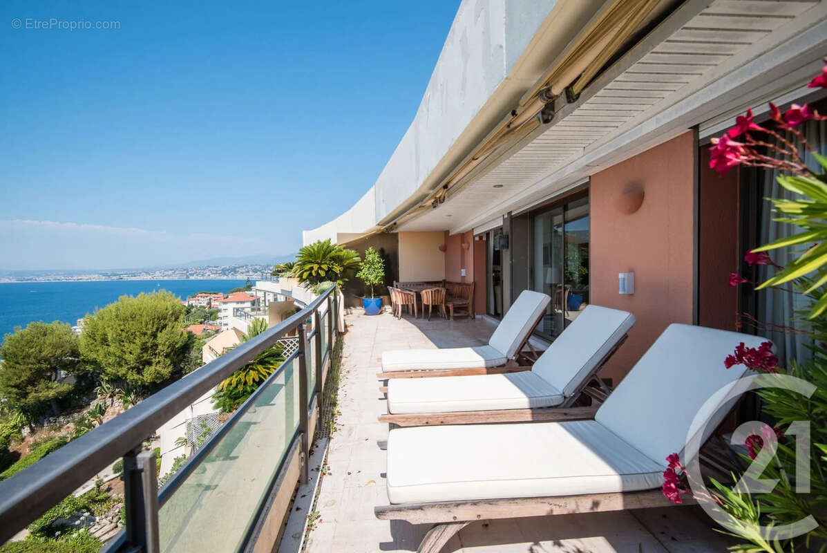Appartement 117 m² à Nice  - photo 2