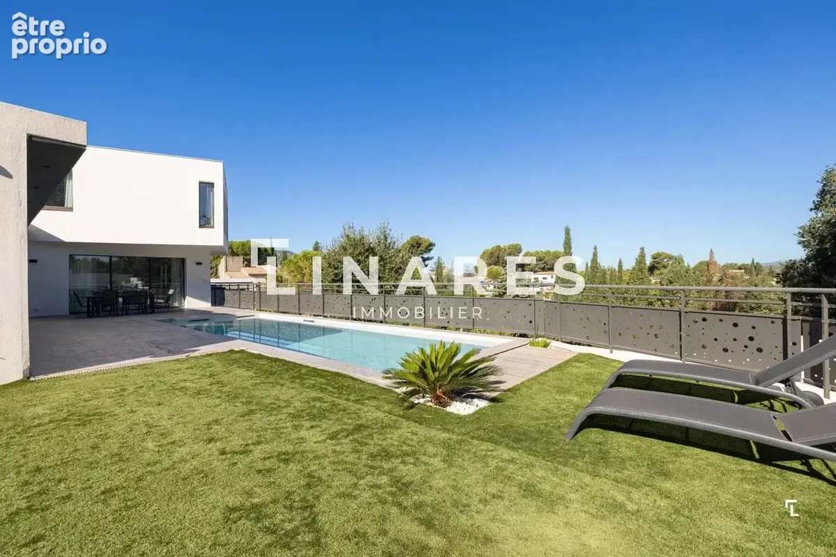 PERSPECTIVE CALIFORNIA  - Villa T5 de 394 m2 - Garage de 59 m2 - Terrain - Jardin - Piscine - Garage - 13400 Aubagne - photo 18
