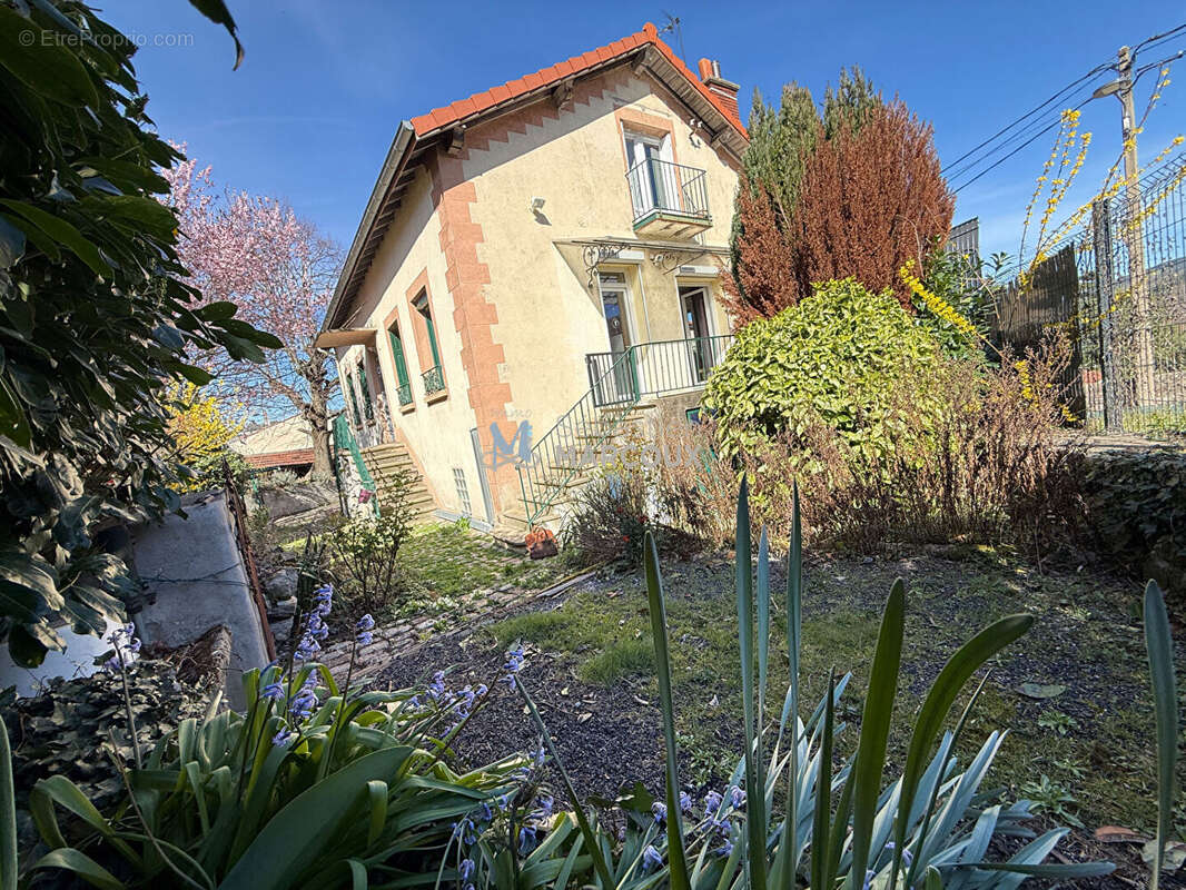 Maison à SAINT-ETIENNE