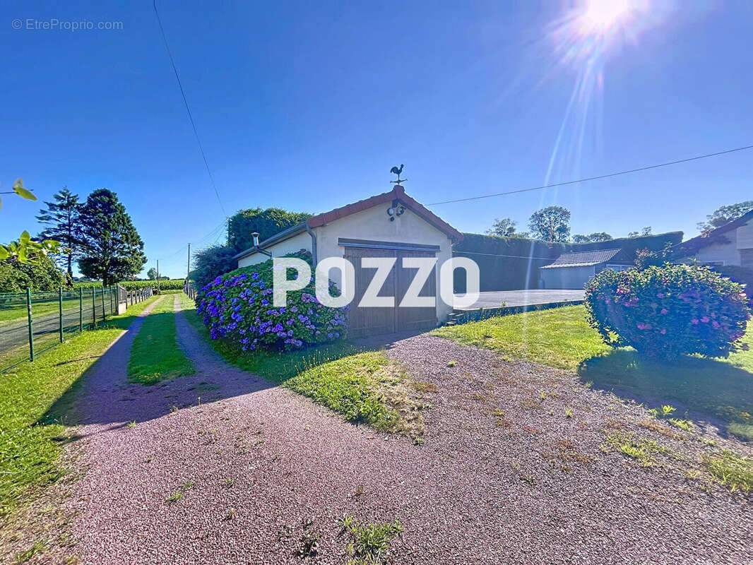 Maison à LA TRINITE