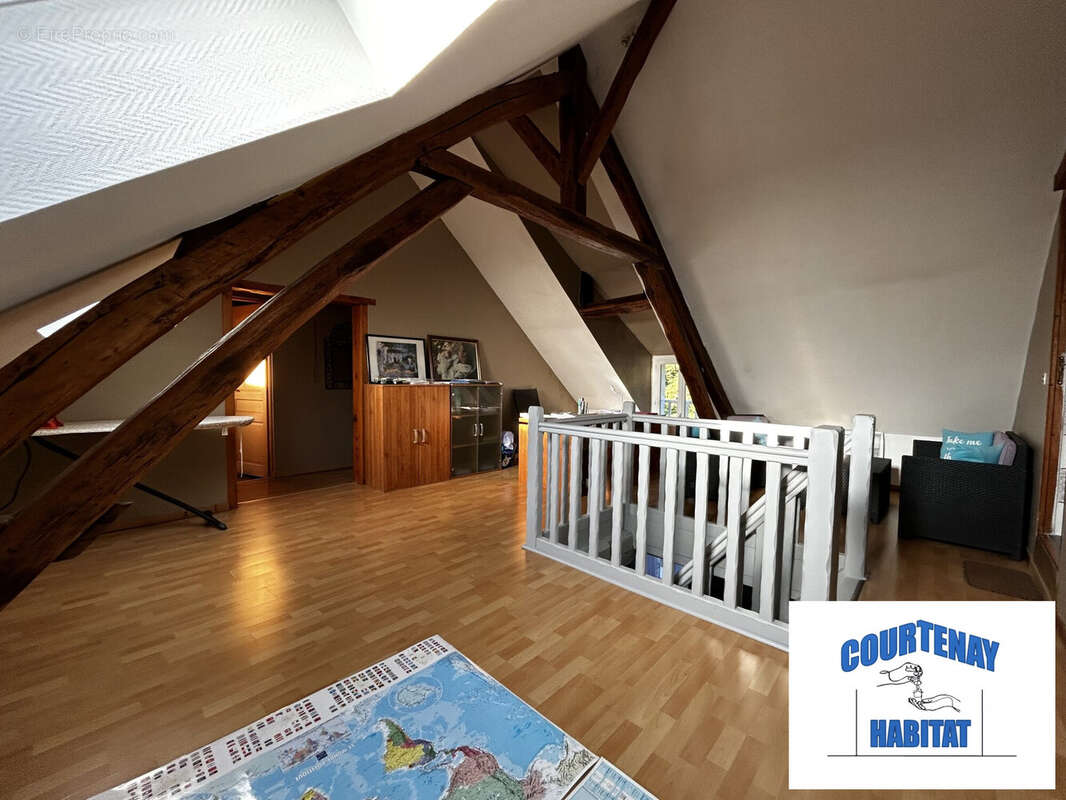 Maison à SAVIGNY-SUR-CLAIRIS