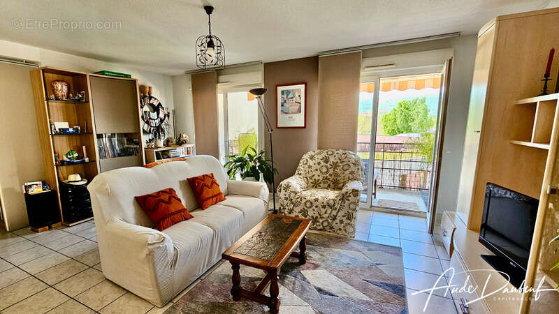 Appartement à VALLEIRY