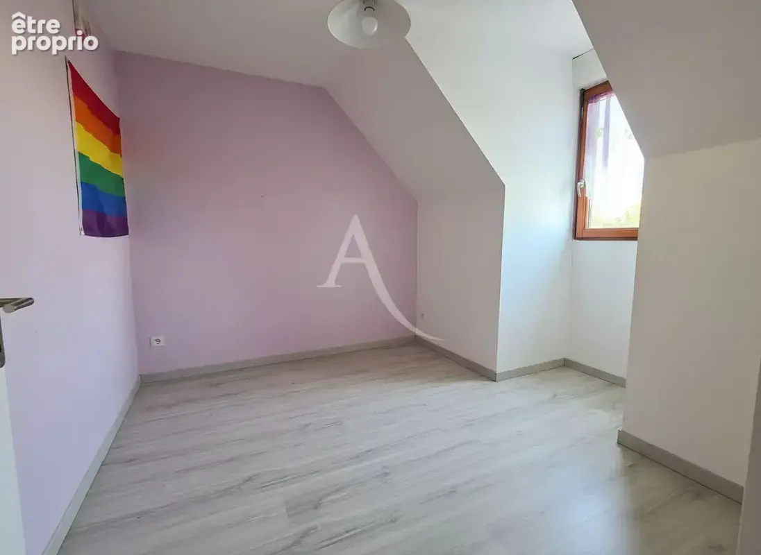 Maison familiale 5 chambres avec jardin et sous-sol à Armentières-en-Brie - photo 11
