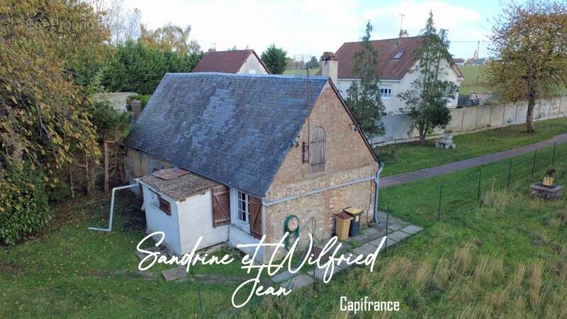 Maison à MEZIERES-EN-VEXIN