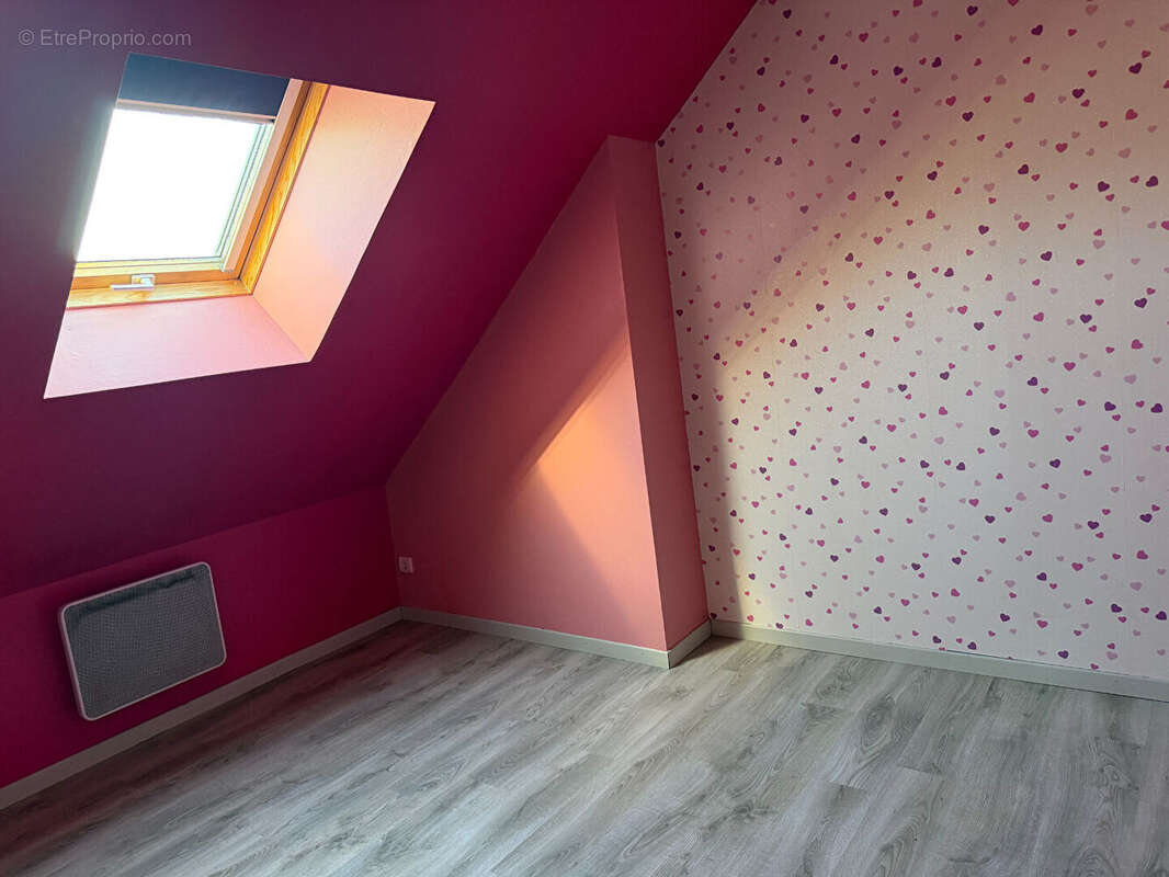 Maison à LA NEUVILLE-BOSMONT