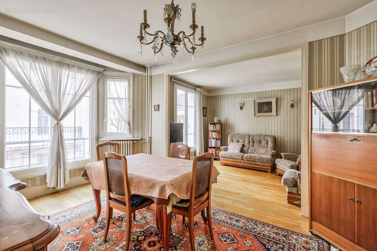 Appartement à SAINT-MANDE