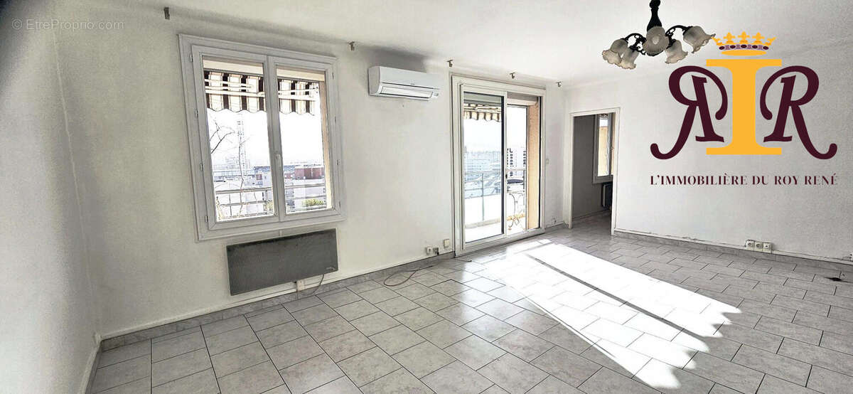 Appartement à MARSEILLE-8E