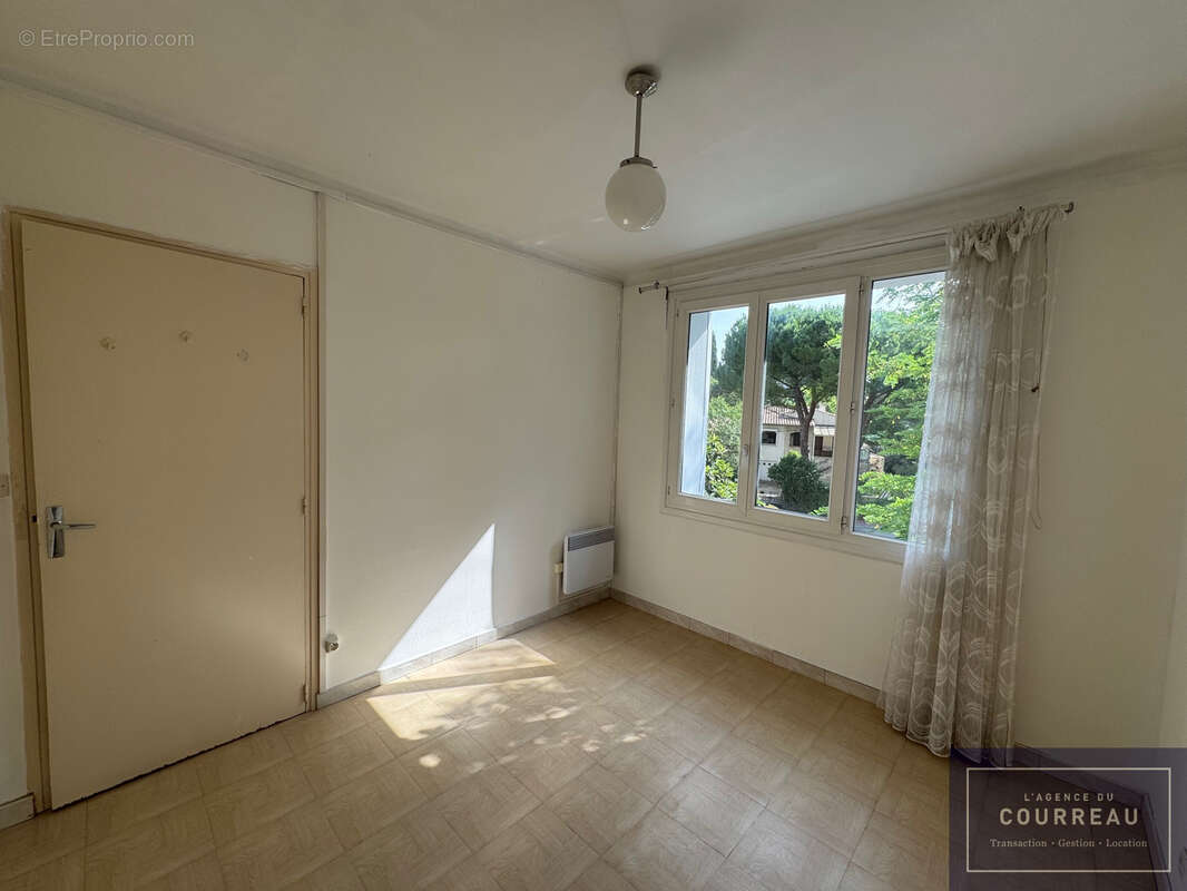 Appartement de Type T3 57 m2 avec Terrasse et Cellier - photo 10