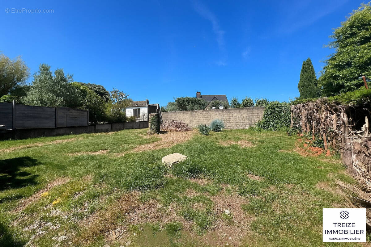 Terrain 313 m² à Vannes  - photo 2