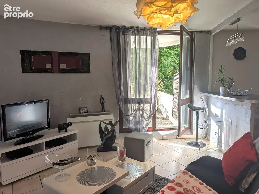 Appartement - 49 m2 - 2 pièces - photo 2