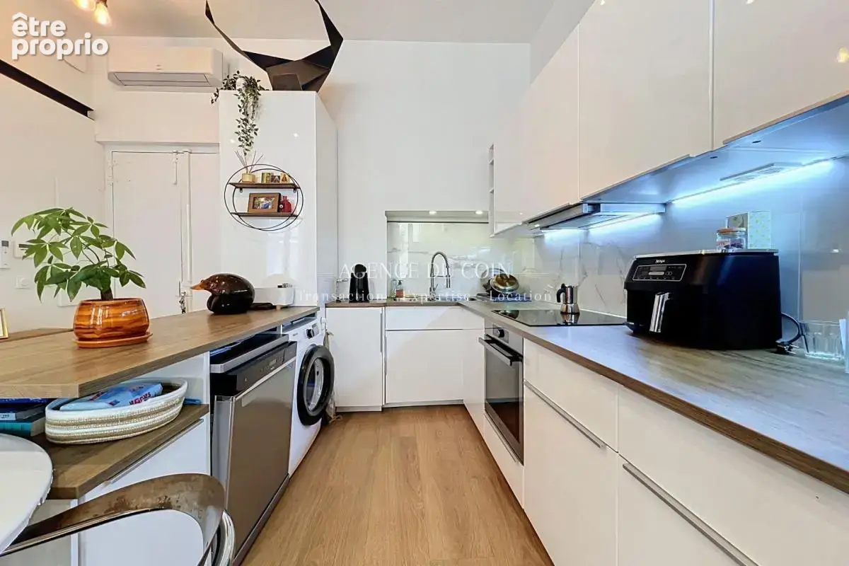 DRAGUIGNAN CENTRE-VILLE – Superbe appartement haussmannien e - photo 4