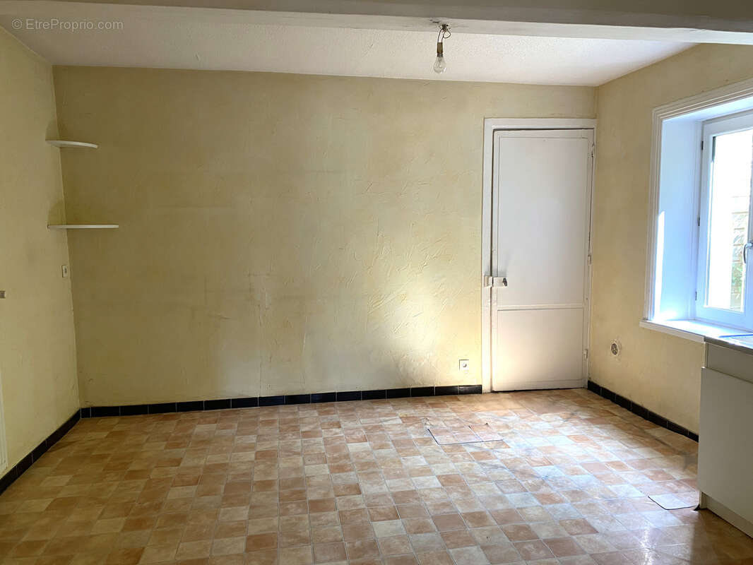 Maison de ville à VENDRE à Marcilly-d'Azergues - IDEAL 1er ACHAT ou investissement - photo 8