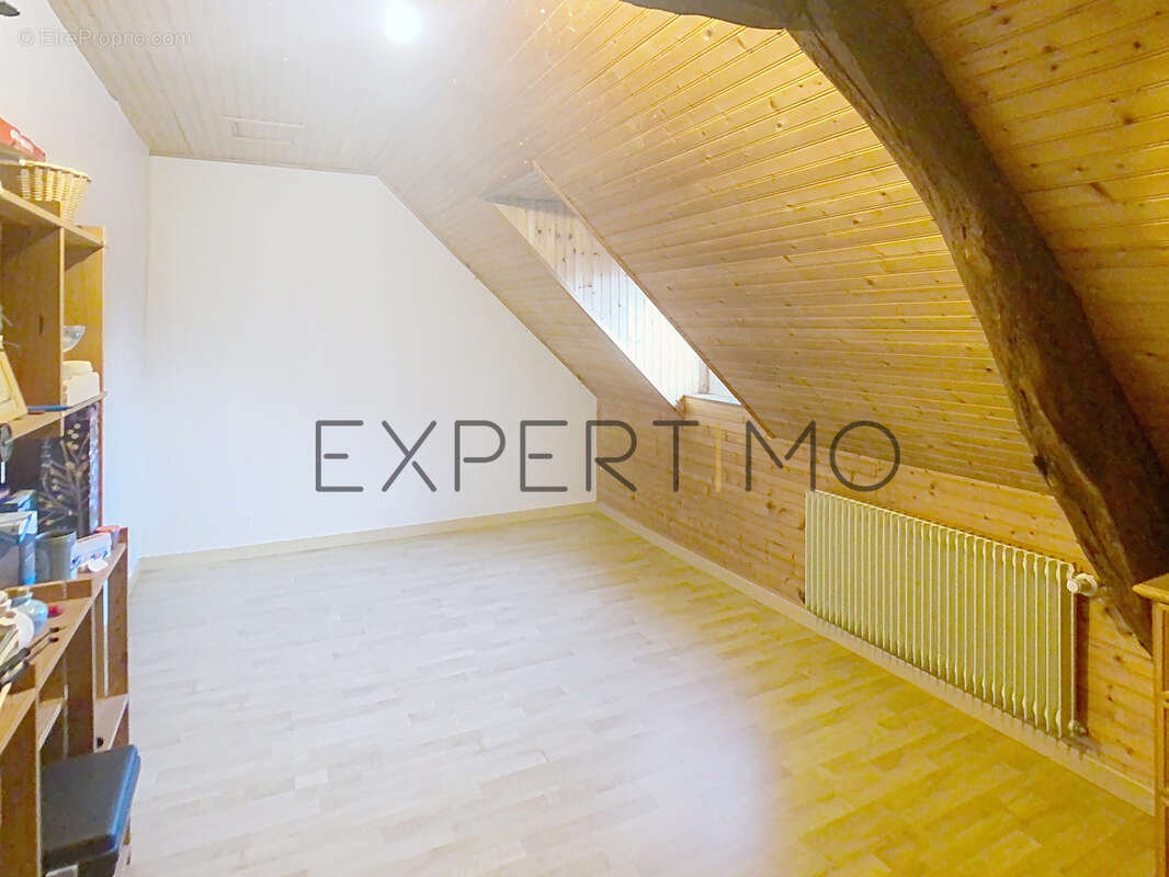 Maison à NOYERS-BOCAGE