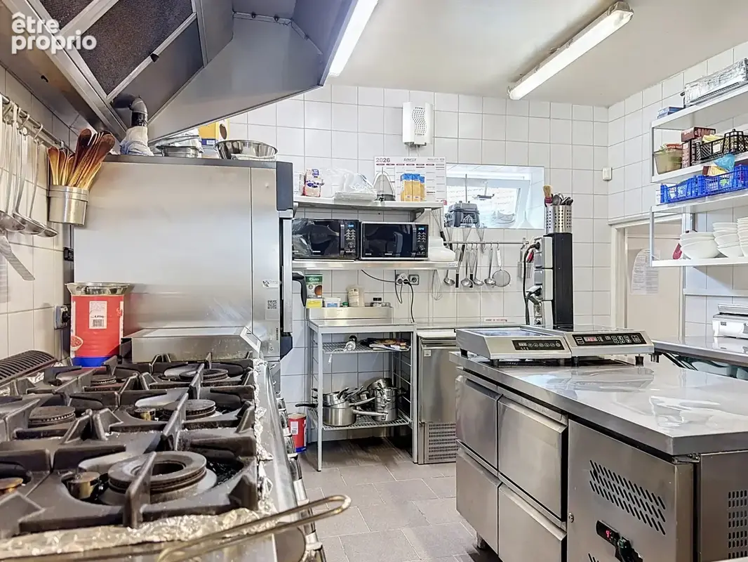 Ensemble immobilier avec restaurant de 180m2 + surface à aménager de 172m2 et annexe sur 11 ares - photo 6