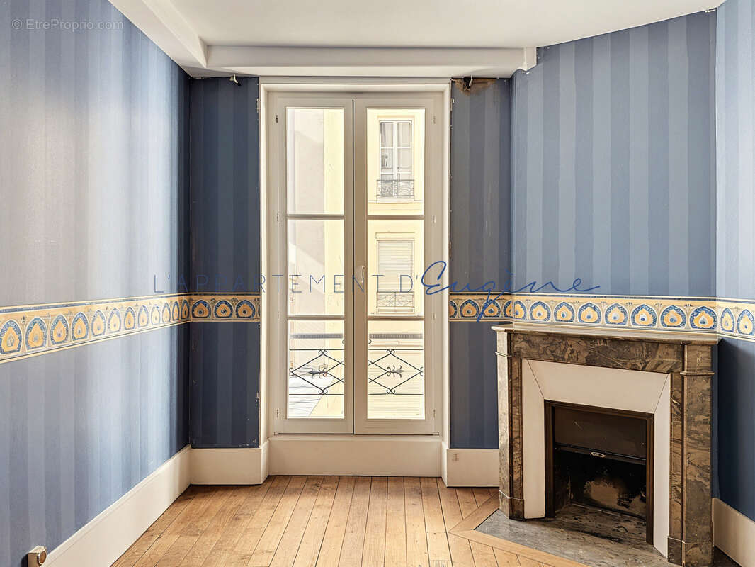 Appartement à PARIS-15E