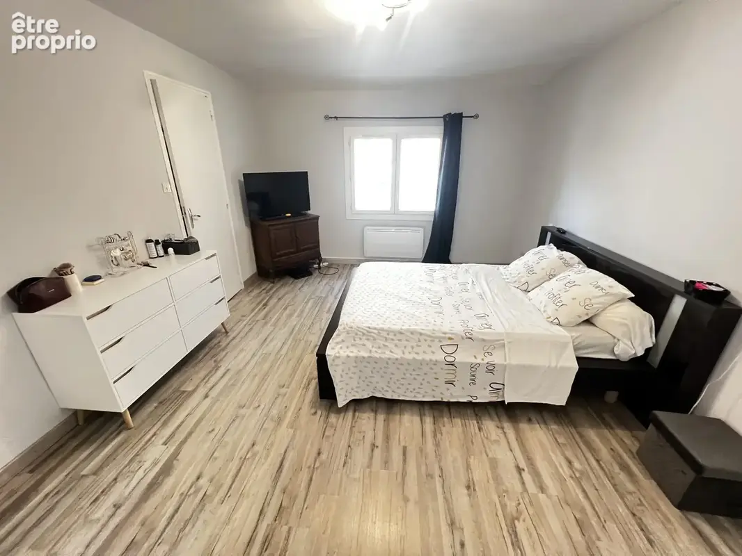 Maison 5 pièces 92 m² à vendre à Fontvieille (13990) - photo 5