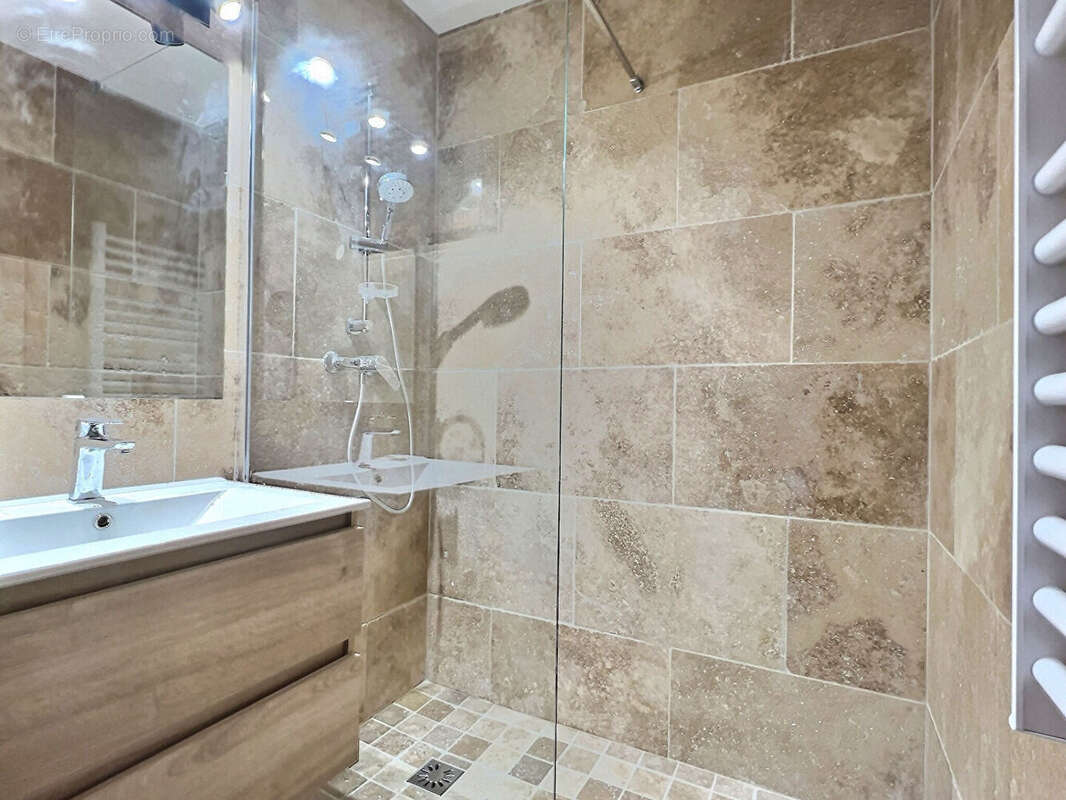 Appartement à SAUSSET-LES-PINS