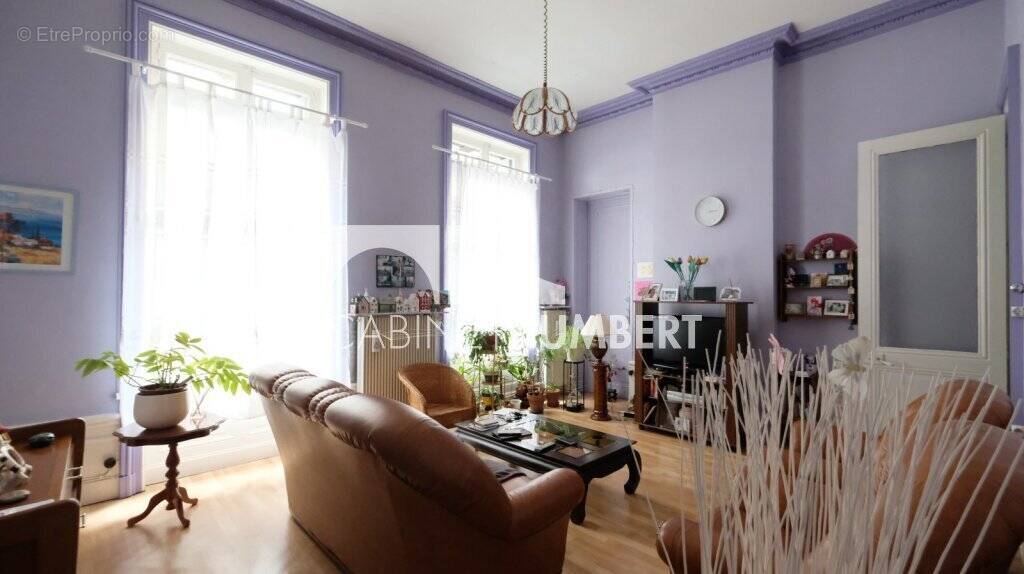 Appartement à SAINT-ETIENNE