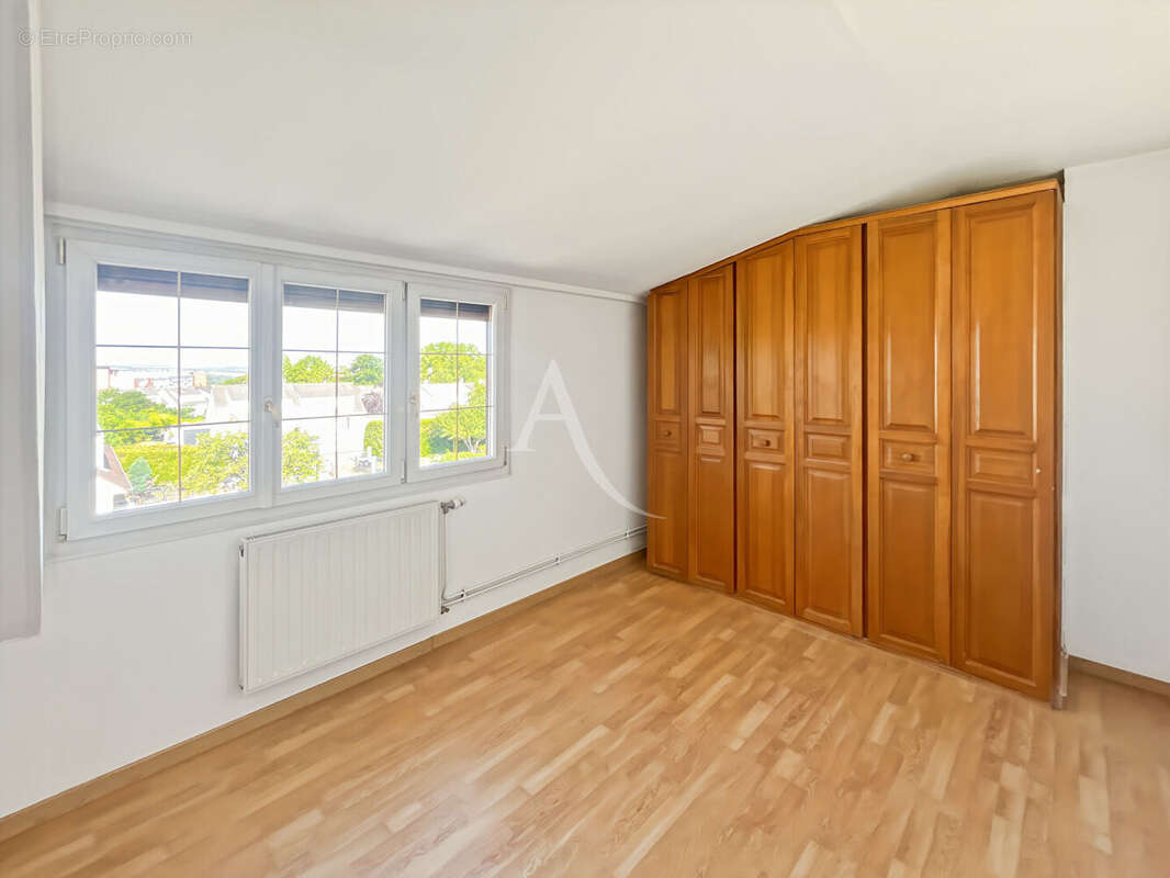 Maison Meulan En Yvelines 7 pièce(s) 124 m² - photo 13