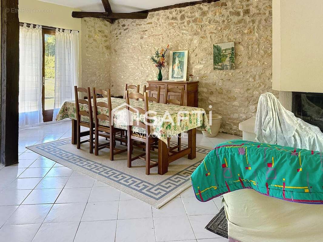 Photo 2 - Maison à MONTPEZAT-DE-QUERCY