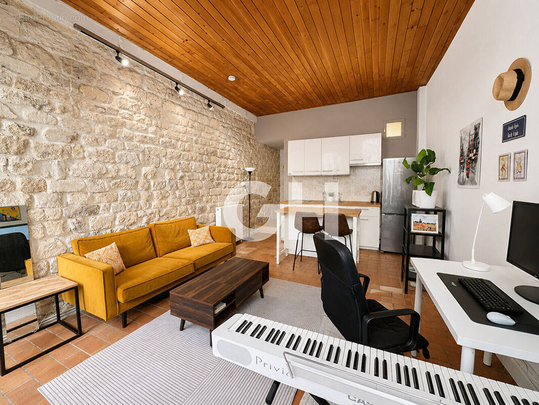 Appartement à PARIS-11E