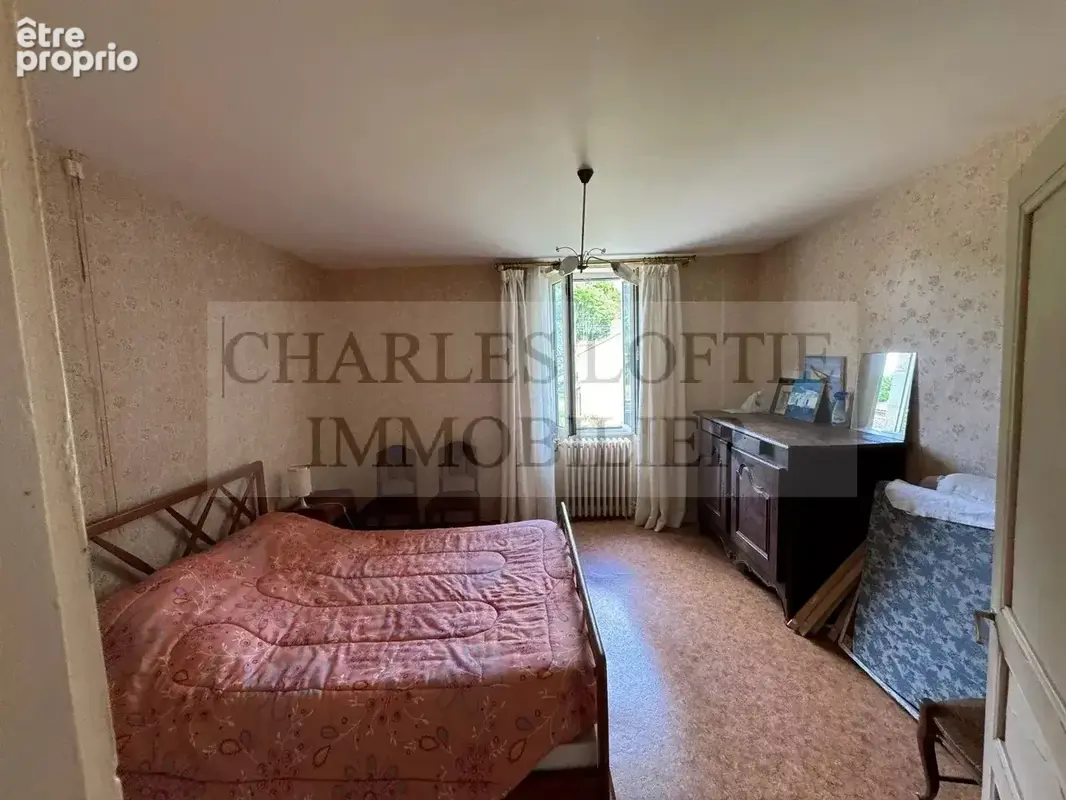 Belle propriété de caractère en pierre avec dépendances et gîte indépendant, 2.8 ha de terrain - photo 9