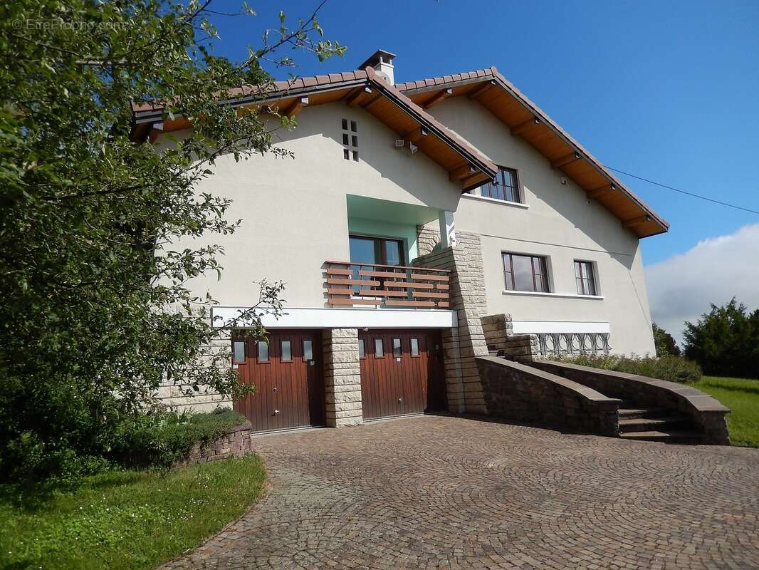 Maison 206 m² à Vetraz-Monthoux  - photo 3