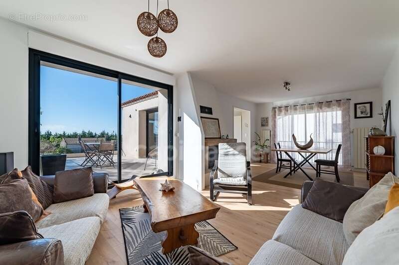 Maison à CASTELNAU-LE-LEZ