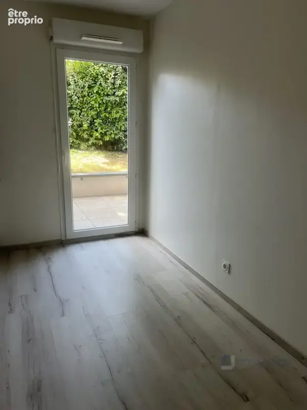 Appartement 3 pièces 57 m² à vendre à Decines-Charpieu (69150) - photo 5