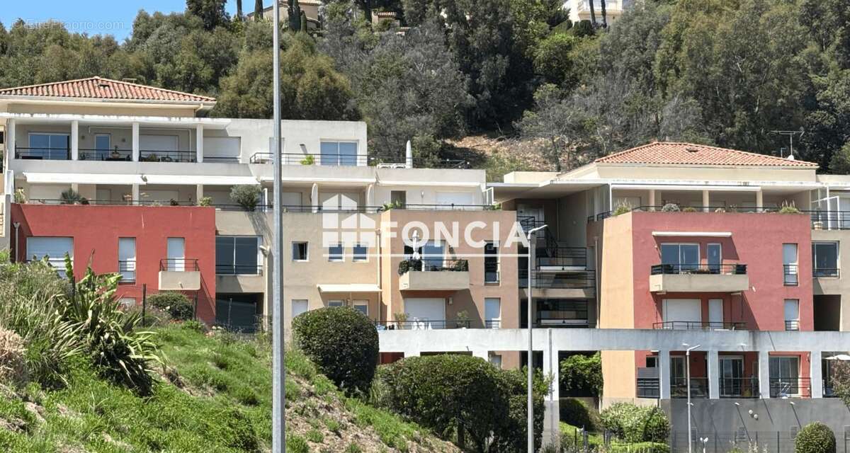 Appartement à MANDELIEU-LA-NAPOULE