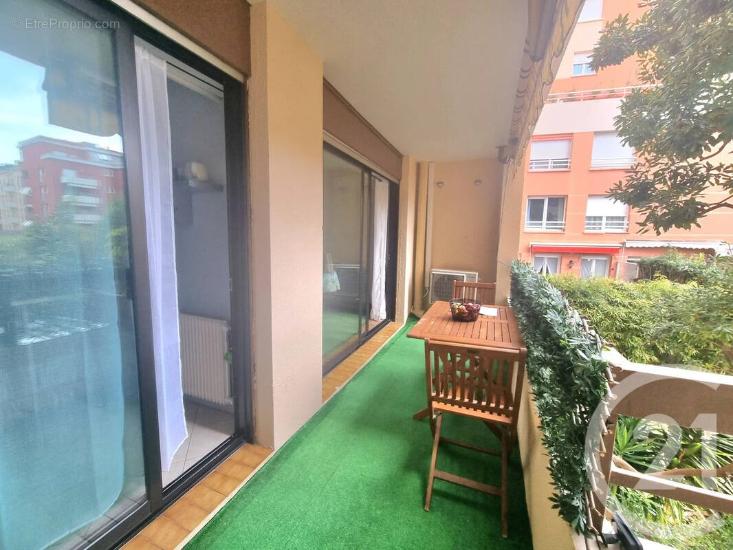 Appartement à MENTON