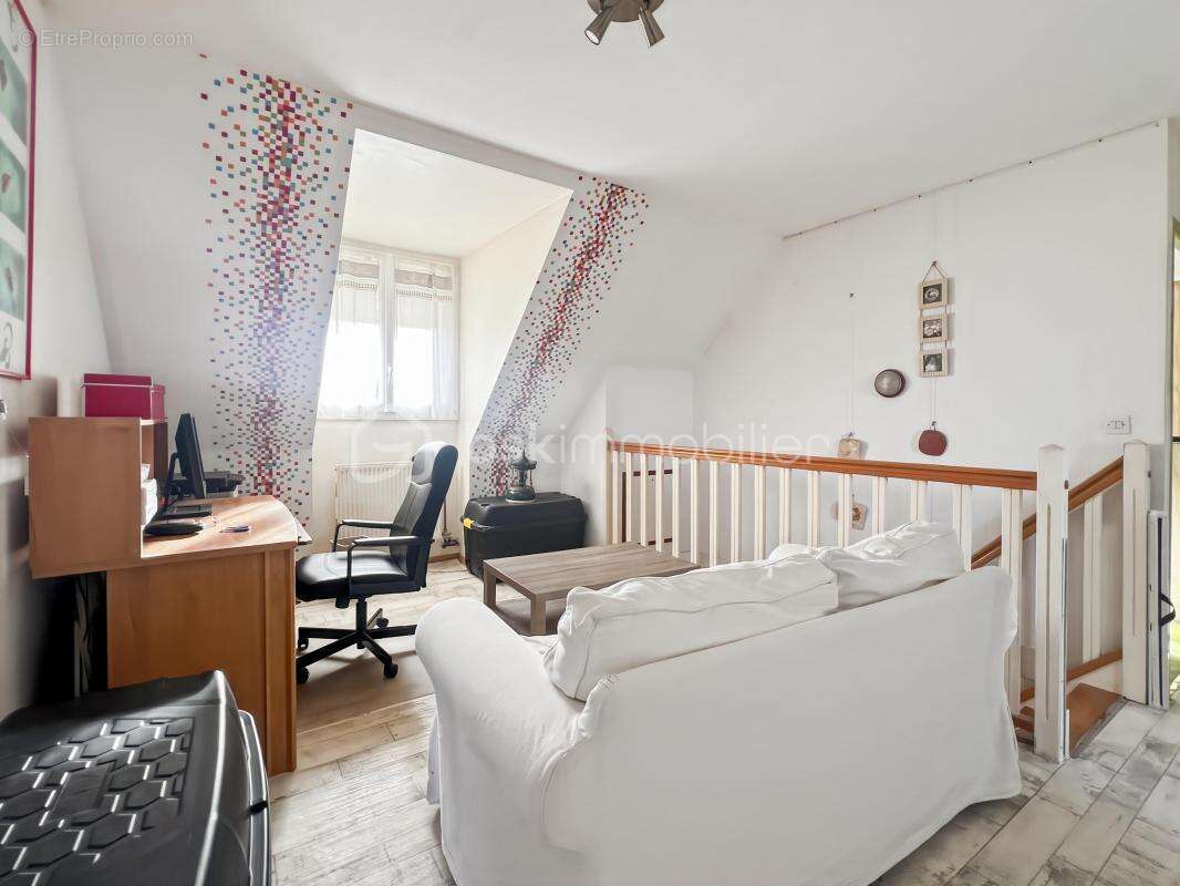 Maison à MORIGNY-CHAMPIGNY