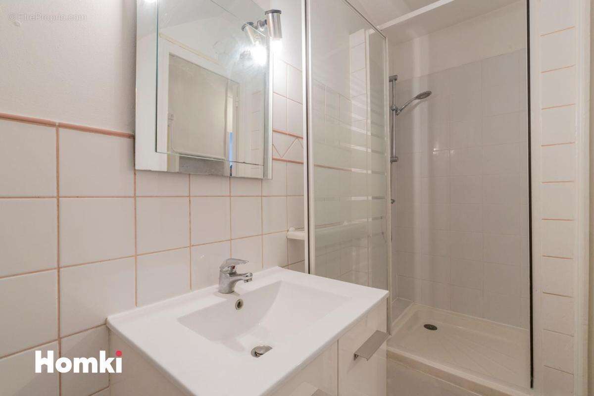 Appartement à MARSEILLE-7E