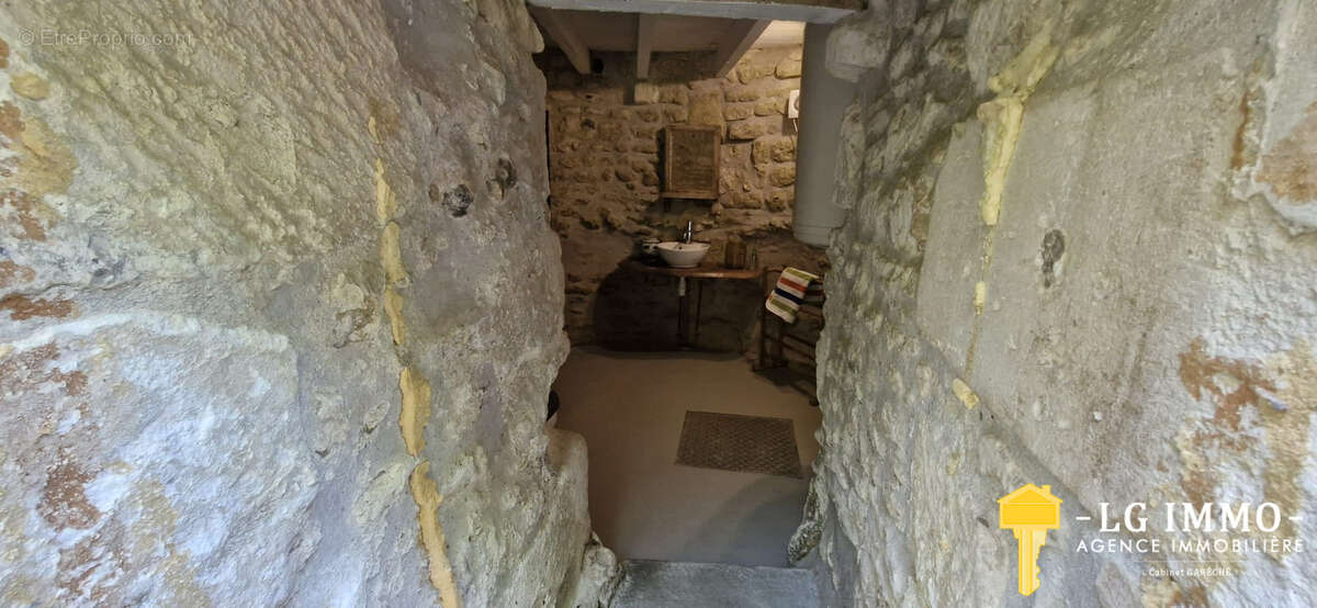 Maison à SAINT-FORT-SUR-GIRONDE