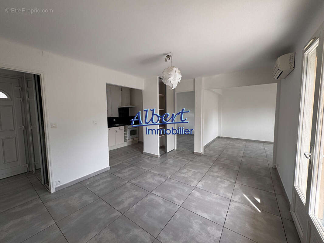 Appartement à SANARY-SUR-MER