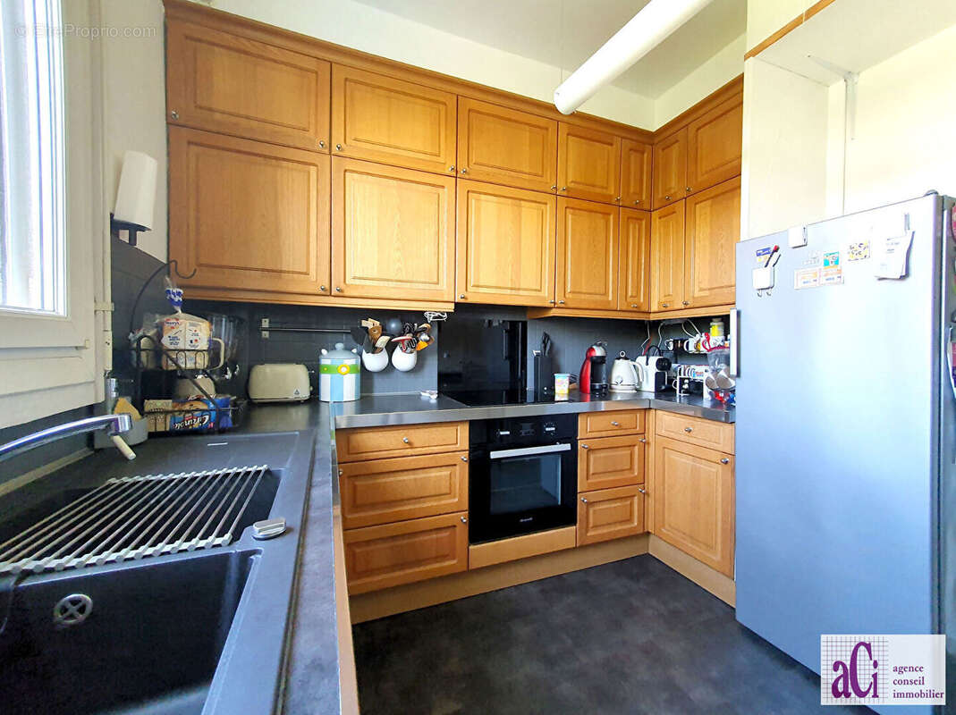 Maison à L'HAY-LES-ROSES