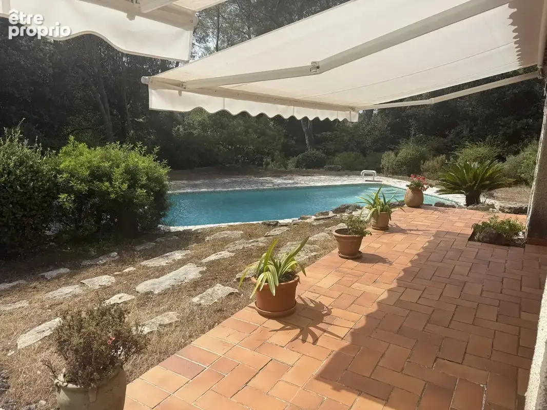 Belle villa avec piscine à Valbonne, 5 chambres - photo 9