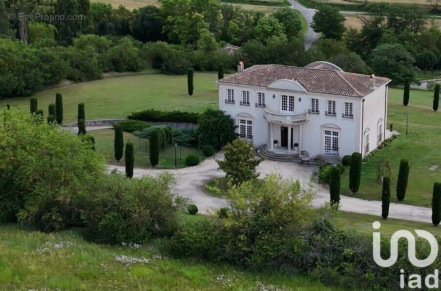 Photo 1 - Maison à MONTREAL
