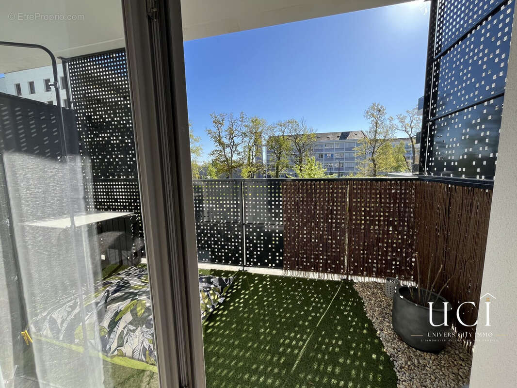 Appartement 40 m² à Saint-Sylvain-D'anjou  - photo 2