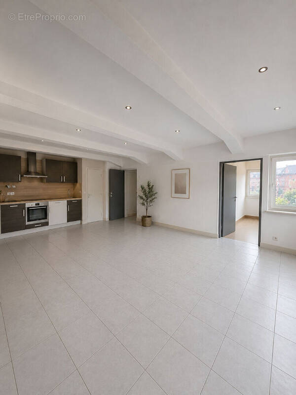 Appartement à POMPEY
