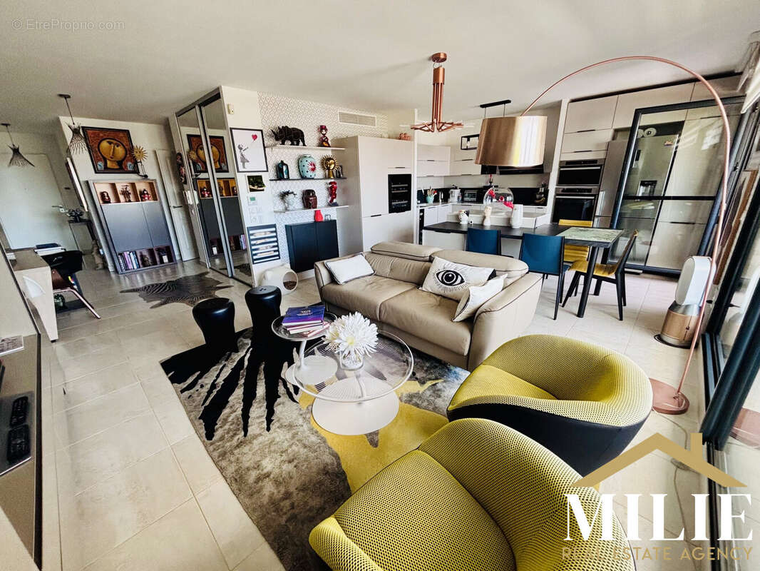 Appartement 75 m² à Bandol  - photo 2