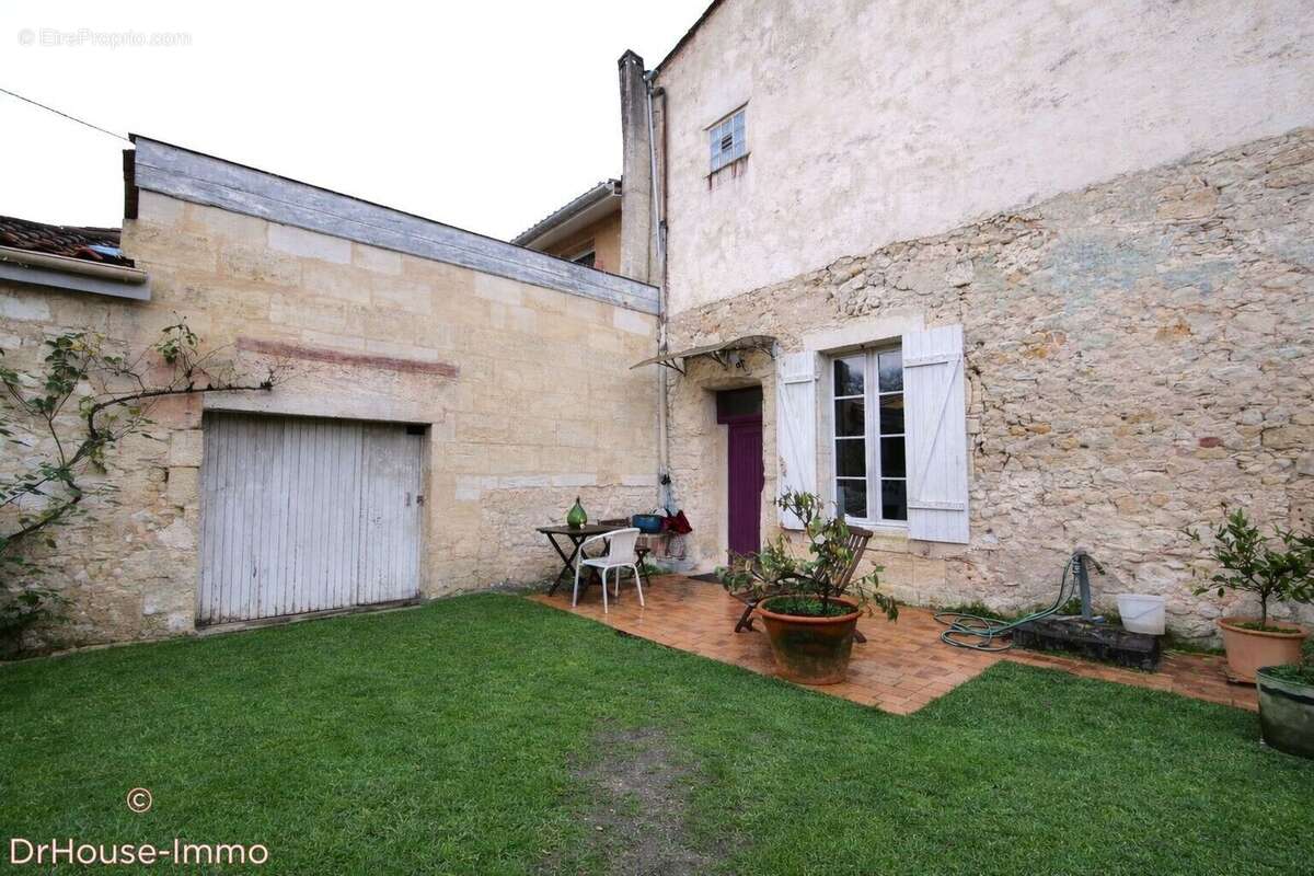 Maison à LAMARQUE