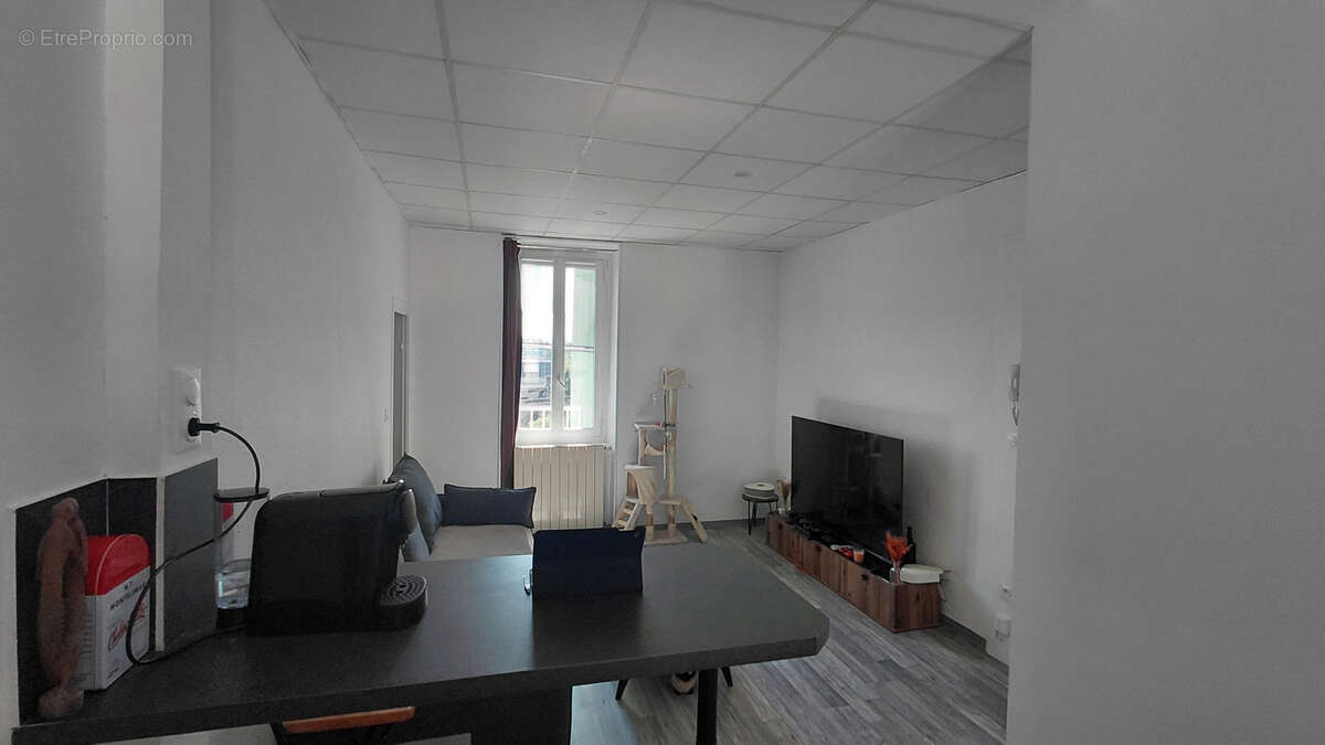 Appartement à LE TEIL